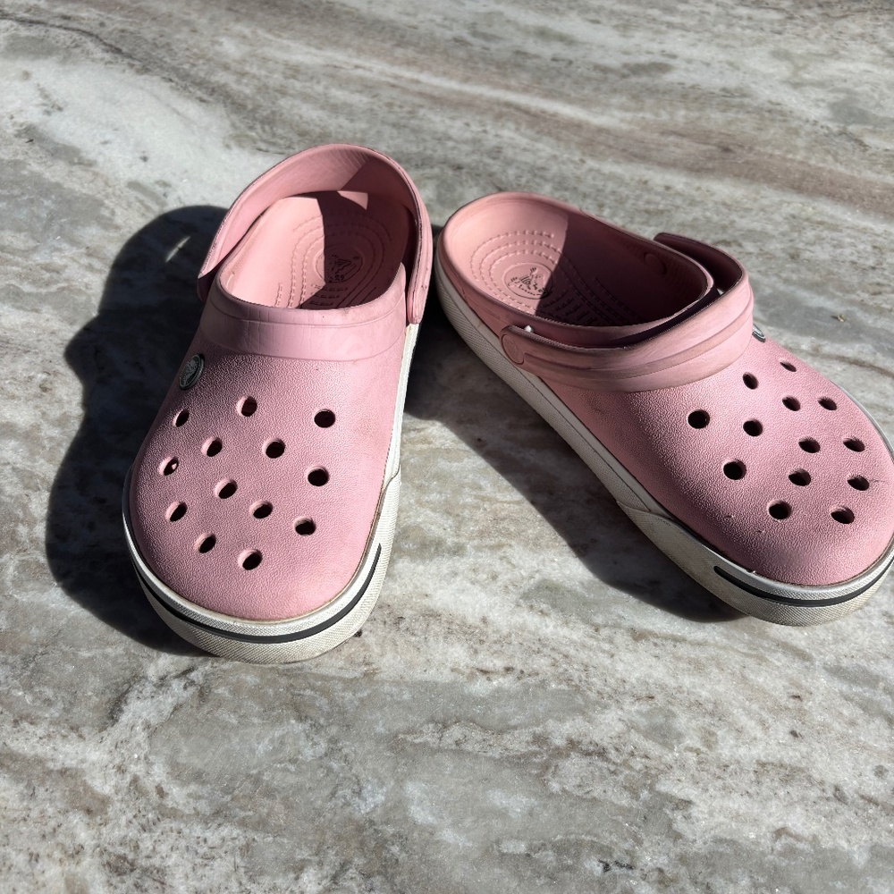 Crocs pink 6 8